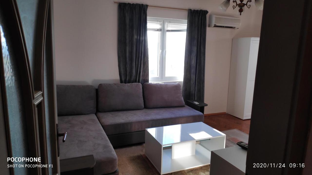 Unique Location Apartment With Parking Burgas Exterior photo