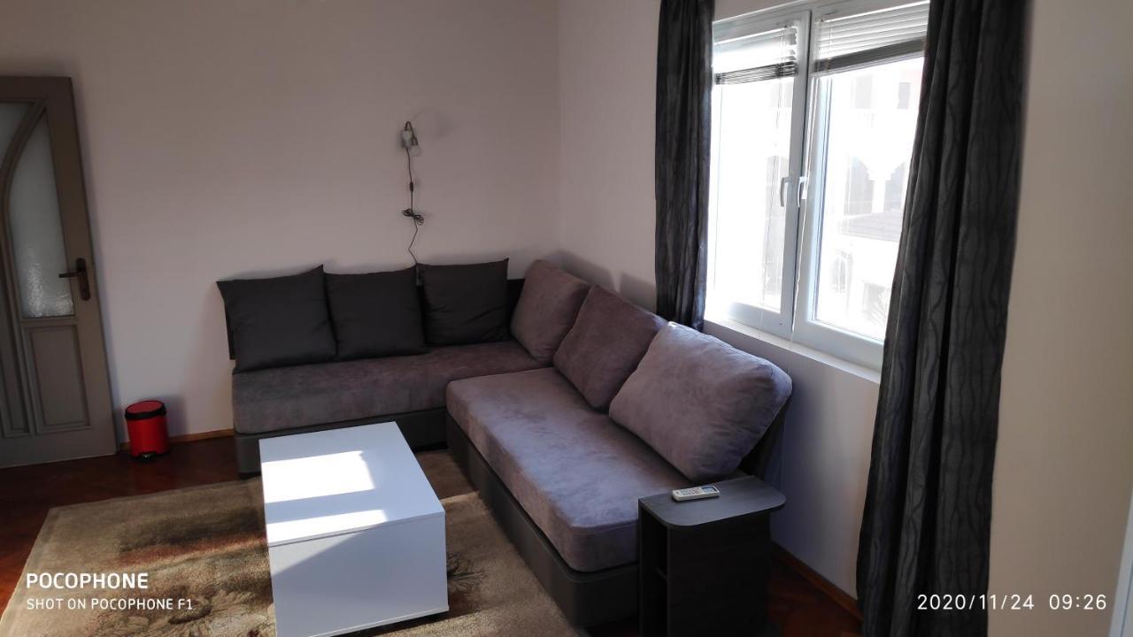 Unique Location Apartment With Parking Burgas Exterior photo