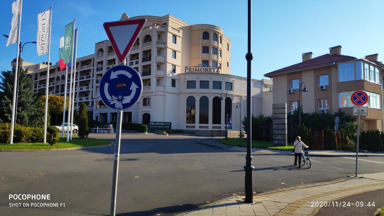 Unique Location Apartment With Parking Burgas Exterior photo