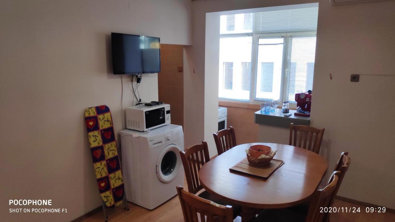 Unique Location Apartment With Parking Burgas Exterior photo