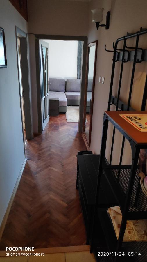 Unique Location Apartment With Parking Burgas Exterior photo