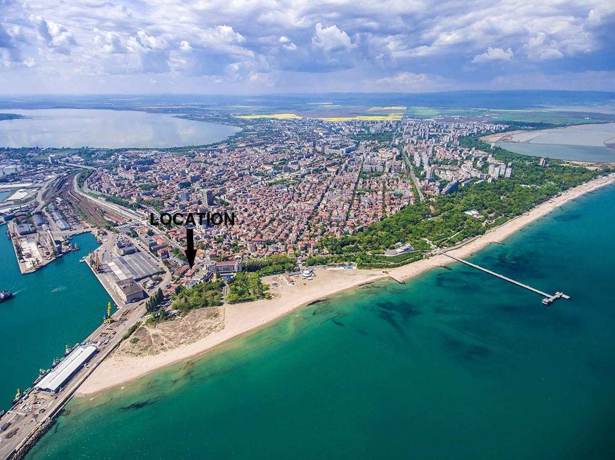 Unique Location Apartment With Parking Burgas Exterior photo